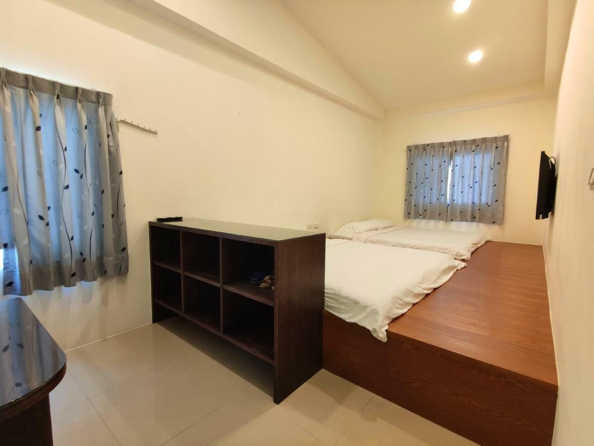 Feng Homestay Zhongpu Екстер'єр фото